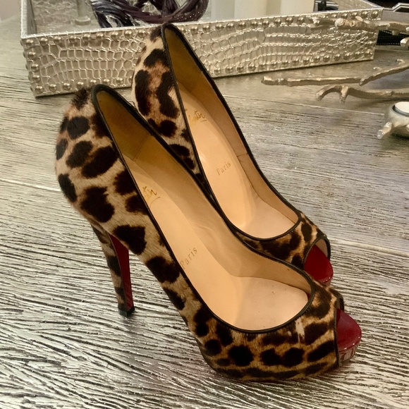 AUTHENTIC LEOPARD PRINT CHRISTIAN LOUBOUTIN HEELS - Picture 1 of 16